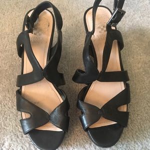 Vince Camuto - black wedge heel - size 7